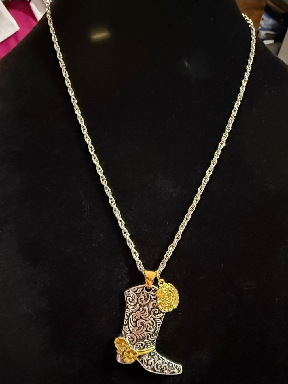 New Women’s 11.5” Two-Tone Floral Cowboy Boot Pendant Necklace